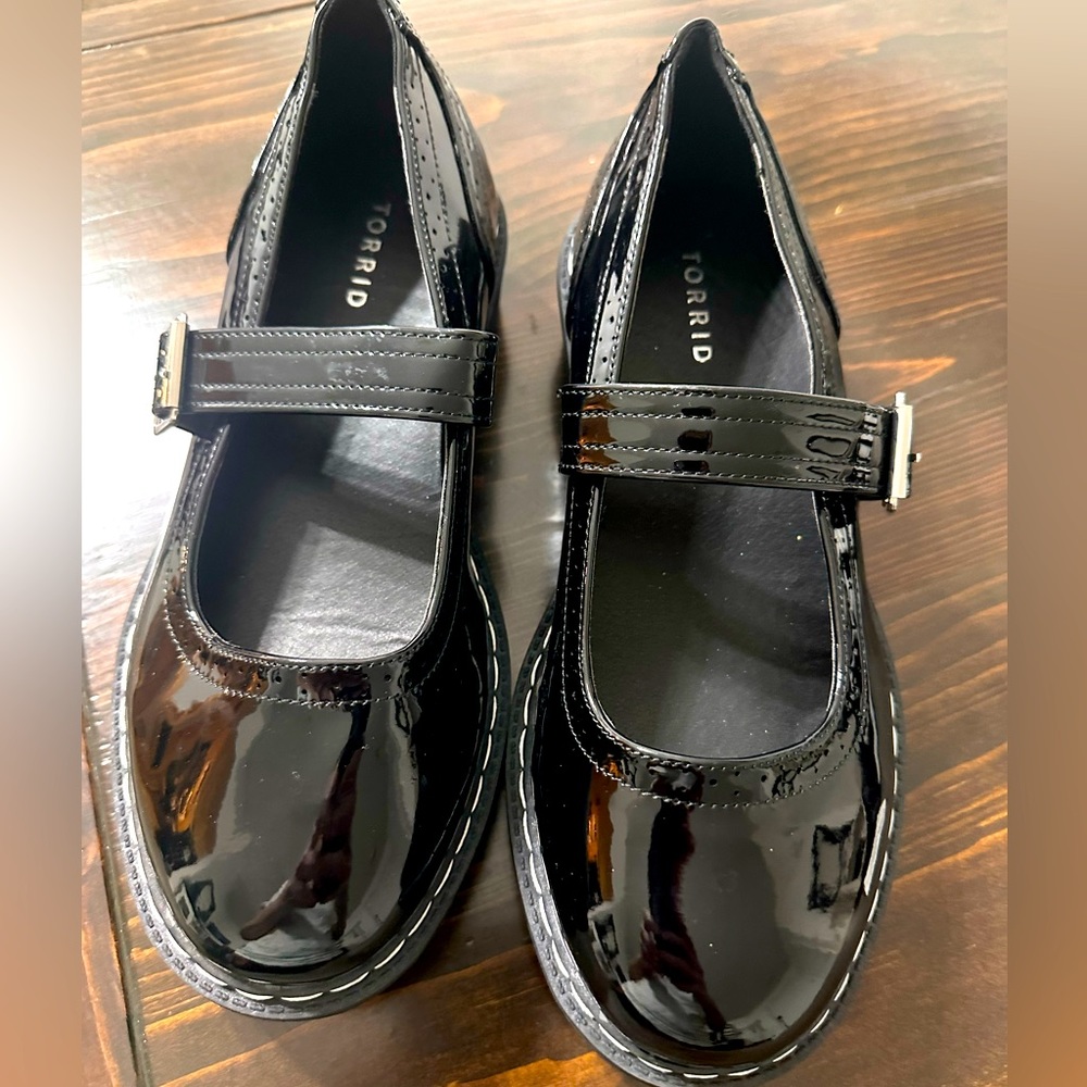 NEW Torrid Mary Jane Flat Chunky Sole Buckle Shoes Women’s 9WW